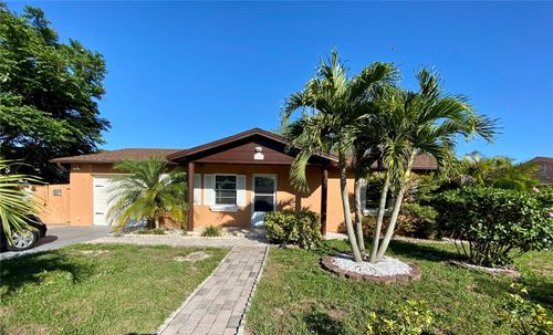 103 Tulpan Dr, KISSIMMEE, FL, 34743-9558 | Card Image