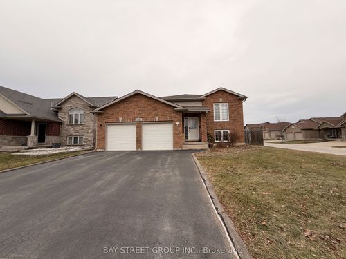 8483 Glavcic Dr, Niagara Falls, ON, L2H0B5 | Card Image