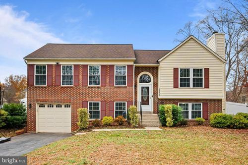 10286 S Grant Ave, MANASSAS, VA, 20110-6135 | Card Image