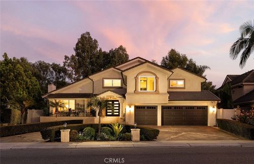 27773 Hidden Trail Rd, Laguna Hills, CA, 92653-5846 | Card Image