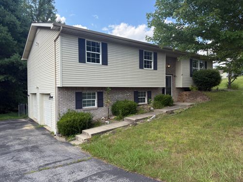 210 Blossom Ridge Dr, Corbin, KY, 40701-4193 | Card Image