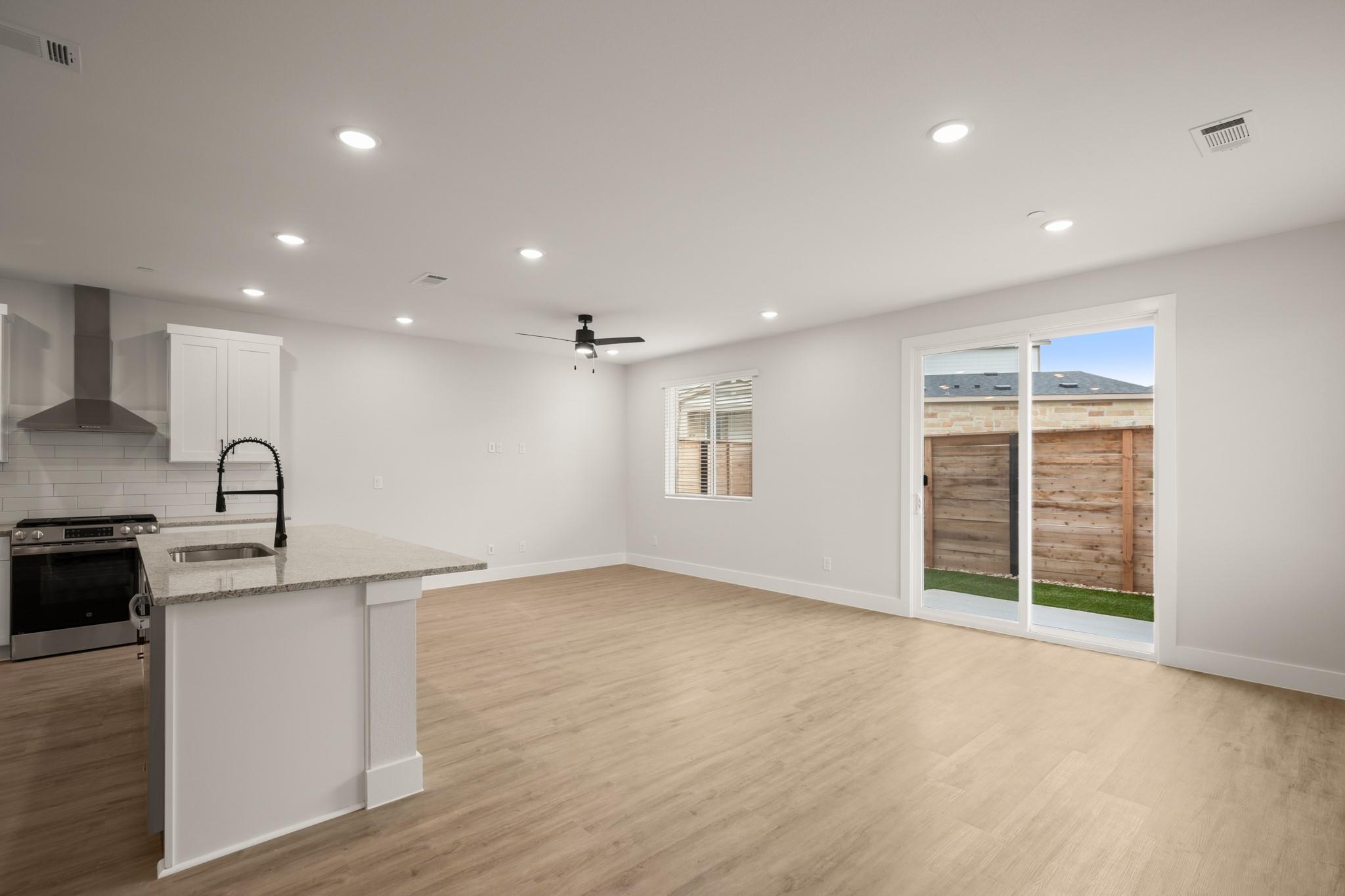 Residential Lease in Bee Cave 5