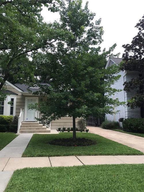 4106 Milton St, West University Place, TX, 77005-2738 | Card Image