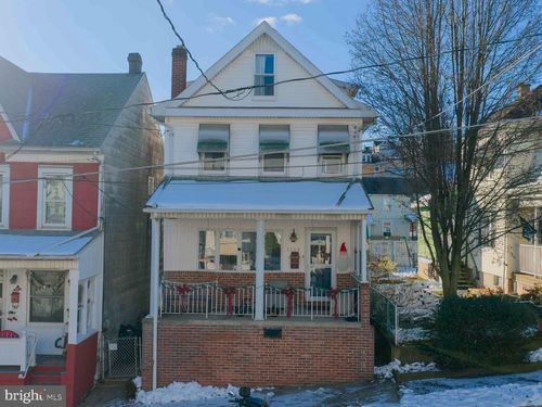 1112 W Spruce St, COAL TOWNSHIP, PA, 17866-2214 | Card Image