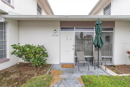 apt-f-4352 Tahitian Gardens Cir, HOLIDAY, FL, 34691-3788 | Card Image