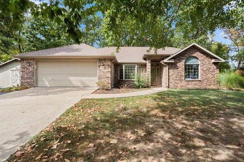 36 Eaton Cir, Bella Vista, AR, 72715-5513 | Card Image