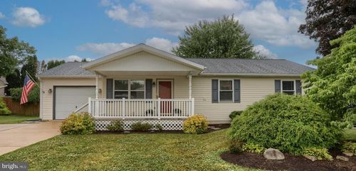 607 Henry Houck Ln, LEBANON, PA, 17042-8804 | Card Image