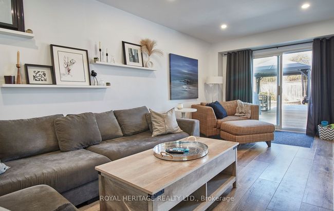 28 Cawker Crt, House other with 5 bedrooms, 4 bathrooms and 4 parking in Whitby ON | Image 21