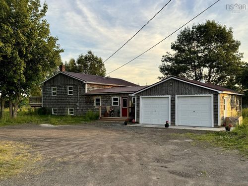 311 Morden Rd, Aylesford, NS, B0P1C0 | Card Image