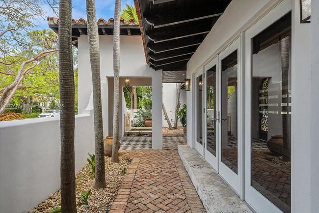 551 S Mashta Dr, House other with 6 bedrooms, 5 bathrooms and null parking in Key Biscayne FL | Image 58