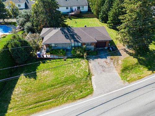 447 Montée Lesage, Rosemère, QC, J7A4S2 | Card Image