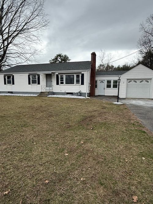 130 Fox Hill Rd, Springfield, MA, 01118-1914 | Card Image