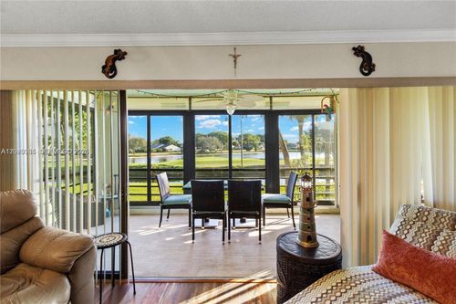 203-5519 Fairway Park Dr, Boynton Beach, FL, 33437-1718 | Card Image