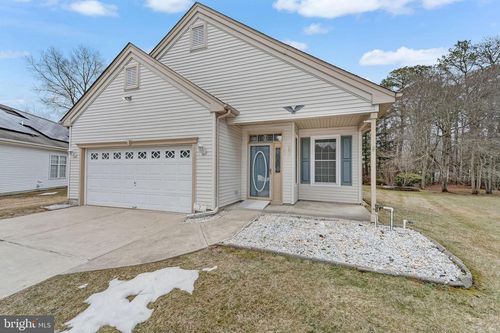 7 Dutchess Ct, Southampton, NJ, 08088-1079 | Card Image