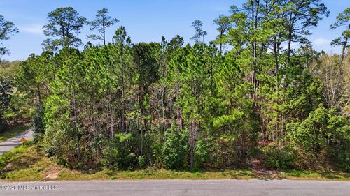 6201 Hermosa Dr, Ocean Springs, MS, 39564-2512 | Card Image