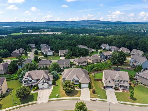 2015 Boxwood Ln, Canton, GA, 30114-4482 | Card Image