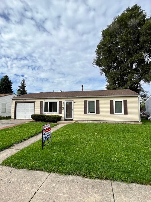 40 Arlington Dr, Romeoville, IL, 60446-1258 | Card Image