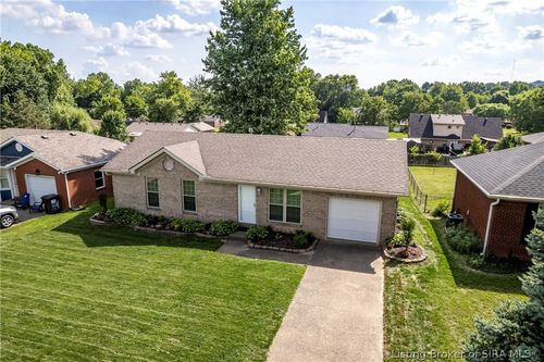 4207 Glenbrook E, New Albany, IN, 47150 | Card Image