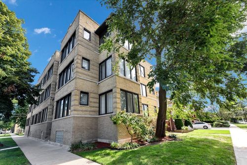 1-2339 E 72nd St, Chicago, IL, 60649-2535 | Card Image