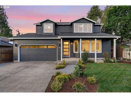 9827 N Ivanhoe St, Portland, OR, 97203-1417 | Card Image