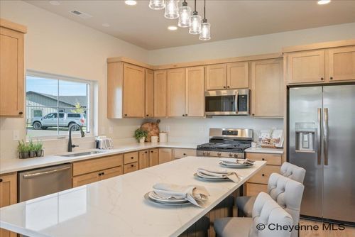1421 Open Range Rd, Cheyenne, WY, 82007-3809 | Card Image