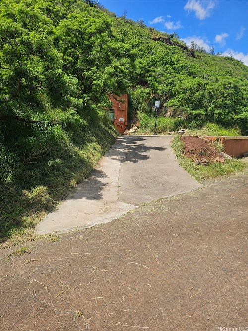 e-29-94-990 Pakela Streets, Waipahu, HI, 96797 | Card Image