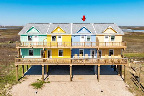 917 Blue Water Hwy, Surfside Beach, TX, 77541-9199 | Card Image