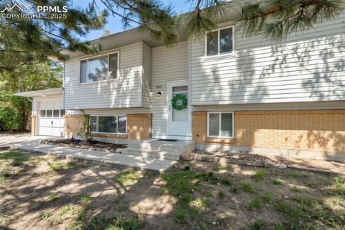 4911 Sonata Dr, Colorado Springs, CO, 80918-2211 | Card Image