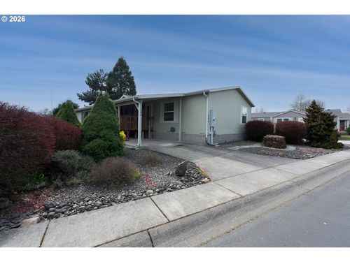 27-284 Trout Loop, Roseburg, OR, 97471-7020 | Card Image