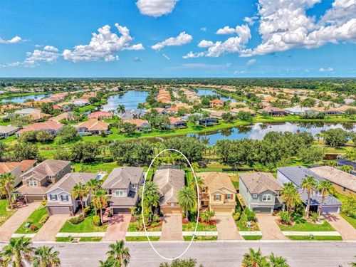 8467 Nandina Dr, Sarasota, FL, 34240-9525 | Card Image