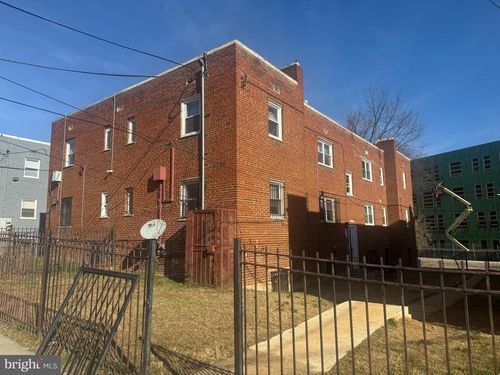 4250 6th St Se, WASHINGTON, DC, 20032-3625 | Card Image