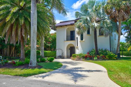 15 Middle Rd, Sewalls Point, FL, 34996-7012 | Card Image