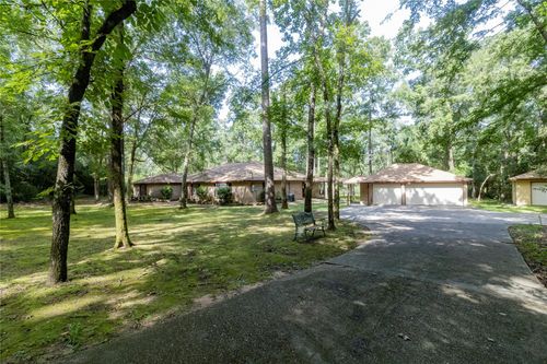 15823 Stagecoach Rd, Stagecoach, TX, 77355-4887 | Card Image