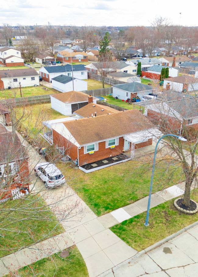 34583 Julie Dr, House other with 4 bedrooms, 2 bathrooms and null parking in Romulus MI | Image 26