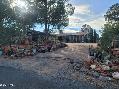 215 Mountain Shadows Dr, Sedona, AZ, 86336-4620 | Card Image