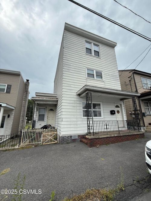 256 S Lehigh Ave, Frackville, PA, 17931-2205 | Card Image