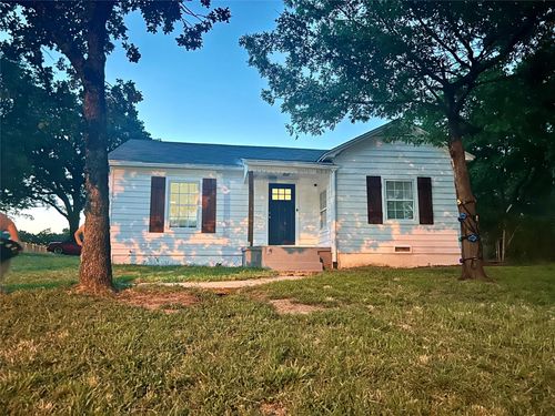 25 W Parnell St, Denison, TX, 75020-2351 | Card Image