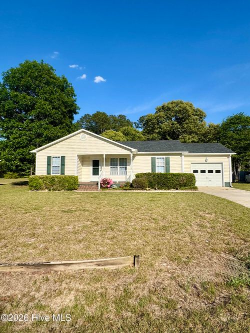 209 Chokecherry S, Richlands, NC, 28574 | Card Image