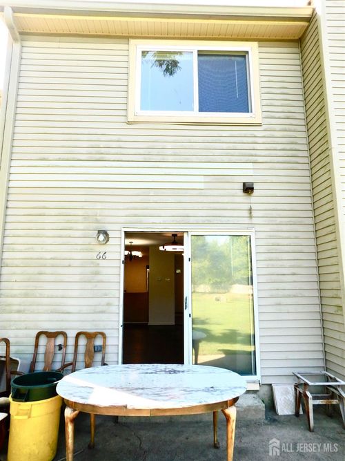 66 Chatham Court, East Windsor, NJ, 08520 | Card Image