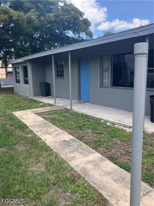 2009 Maravilla Cir, FORT MYERS, FL, 33901-7232 | Card Image