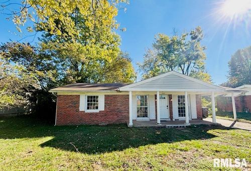 111 N Tower Rd, Carbondale, IL, 62901-1930 | Card Image