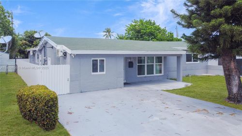 7917 Kismet St, Miramar, FL, 33023-5814 | Card Image
