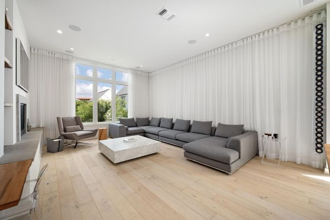 2608 Watkins Way, Condo with 4 bedrooms, 4 bathrooms and 2 parking in Austin TX | Image 5