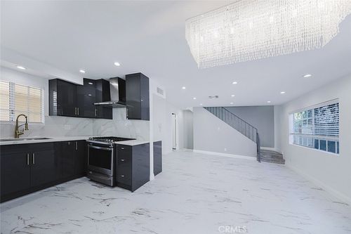 4-10274 Tujunga Canyon Blvd, Tujunga, CA, 91042 | Card Image