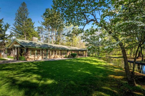 360 Country Club Rd, Terra Alta, WV, 26764-6220 | Card Image