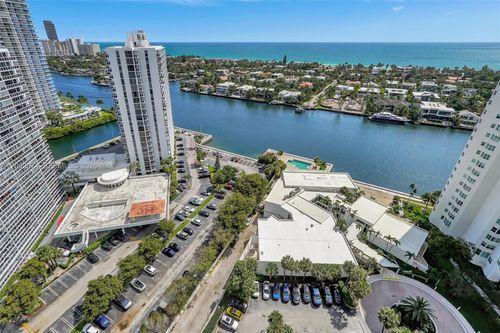 apt-2104-20281 E Country Club Dr, Aventura, FL, 33180-3033 | Card Image