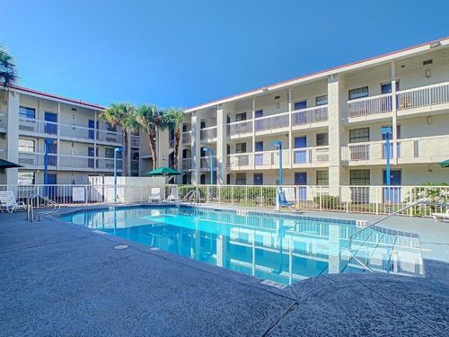 812 Dunn Avenue, Jacksonville, FL, 32218 | Card Image