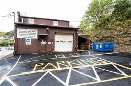 1075 Streets Run Rd, Pittsburgh, PA, 15236-2226 | Card Image