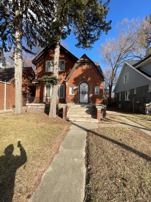 15102 Freeland St, Detroit, MI, 48227-2977 | Card Image