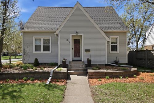822 Lee St, Eau Claire, WI, 54701-4249 | Card Image